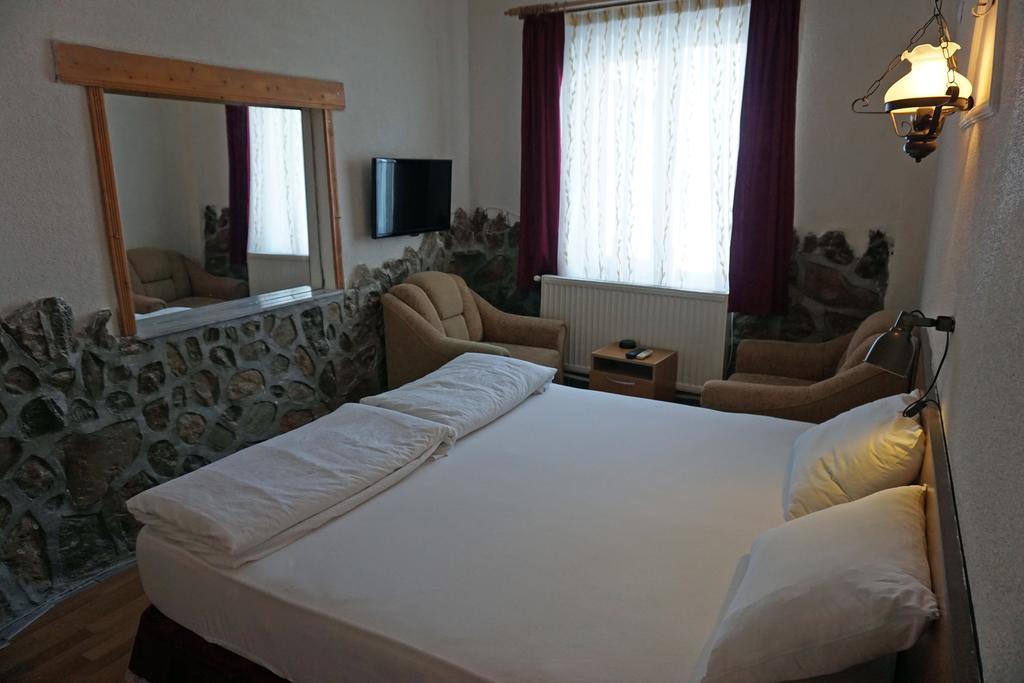 Aqua Boss Hotel Eceabat Eksteriør billede